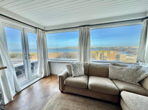 LA MARE- 3 BED-SEA VIEW-TREARDDUR BAY